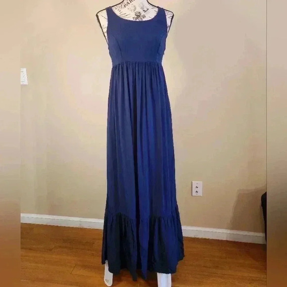 LC Lauren Conrad Dresses & Skirts - NWT LC Lauren Conrad Blue Sleeveless Maxi Dress